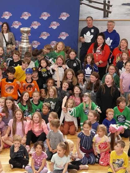 Elliot Lake Ontario spectacular Kraft Hockeyville celebration