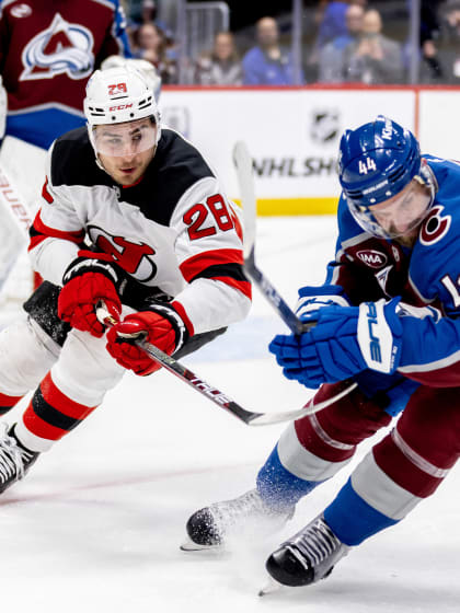 Devils at Avalanche