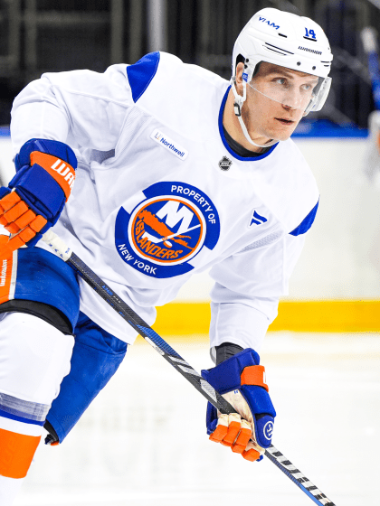 PHOTOS: Islanders Morning Skate Mar. 3